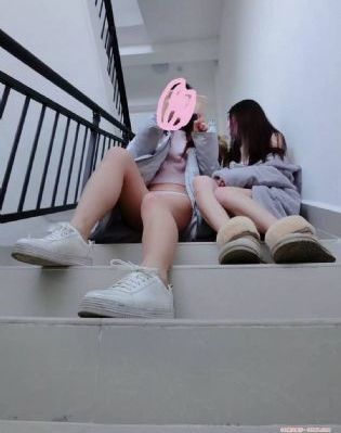 闪亮女孩[第一季全]